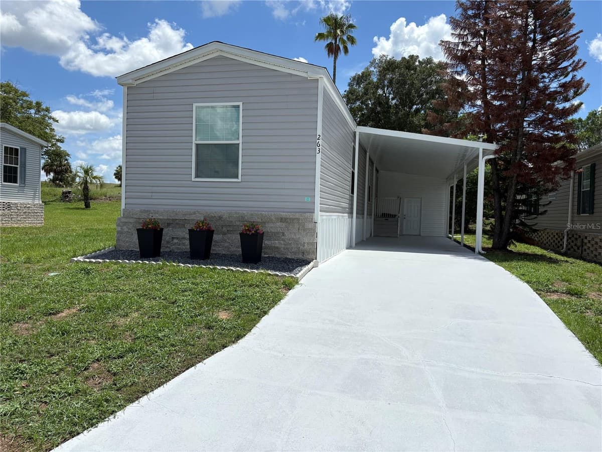 263 EDGEWOOD BOULEVARD — photo 1 of 16