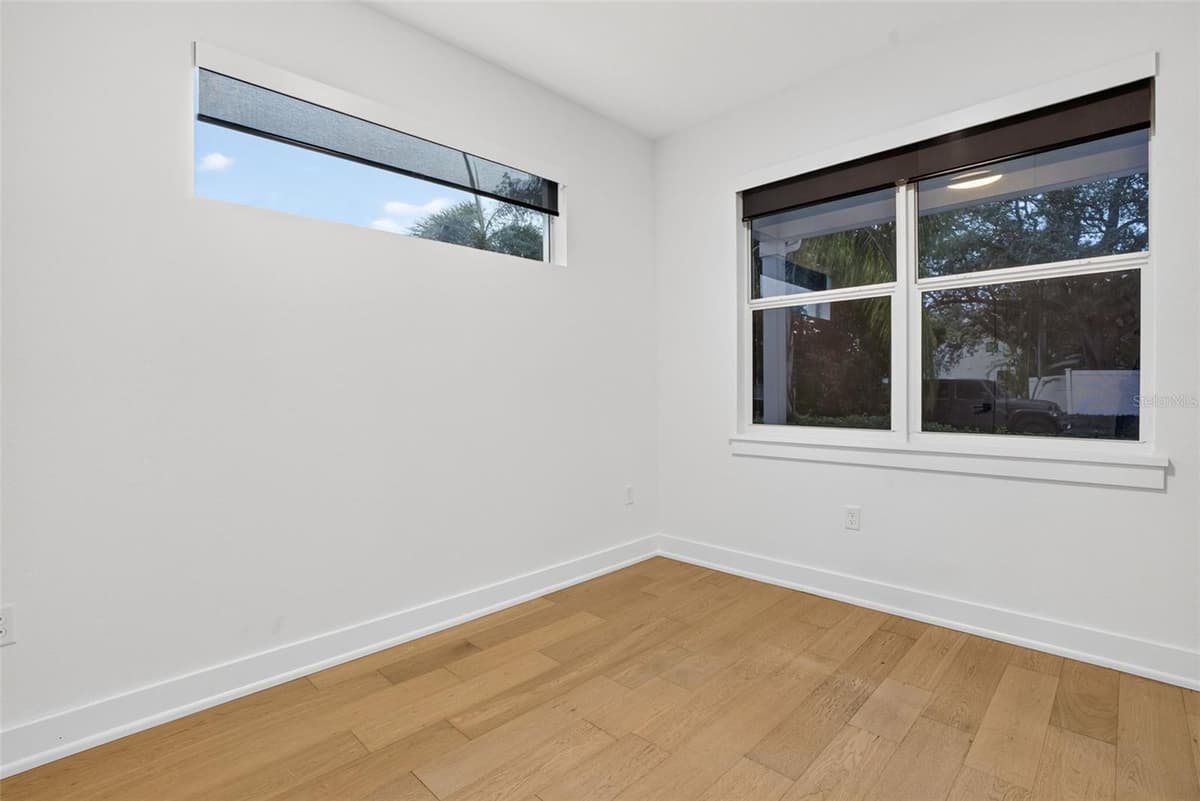 5818 1/2 6TH STREET — photo 19 of 61