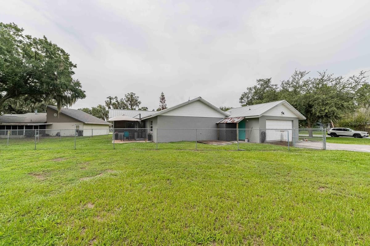 3623 OPAL DRIVE — photo 30 of 32