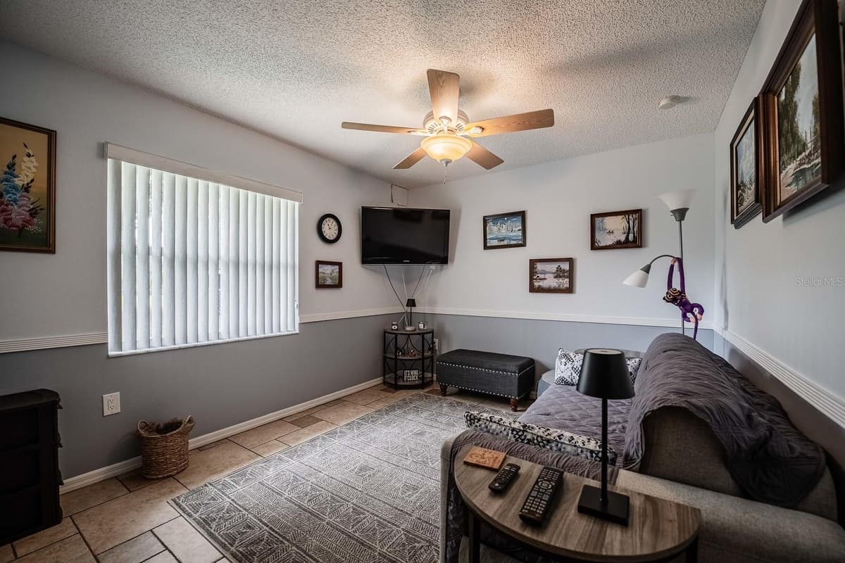 3623 OPAL DRIVE — photo 13 of 32