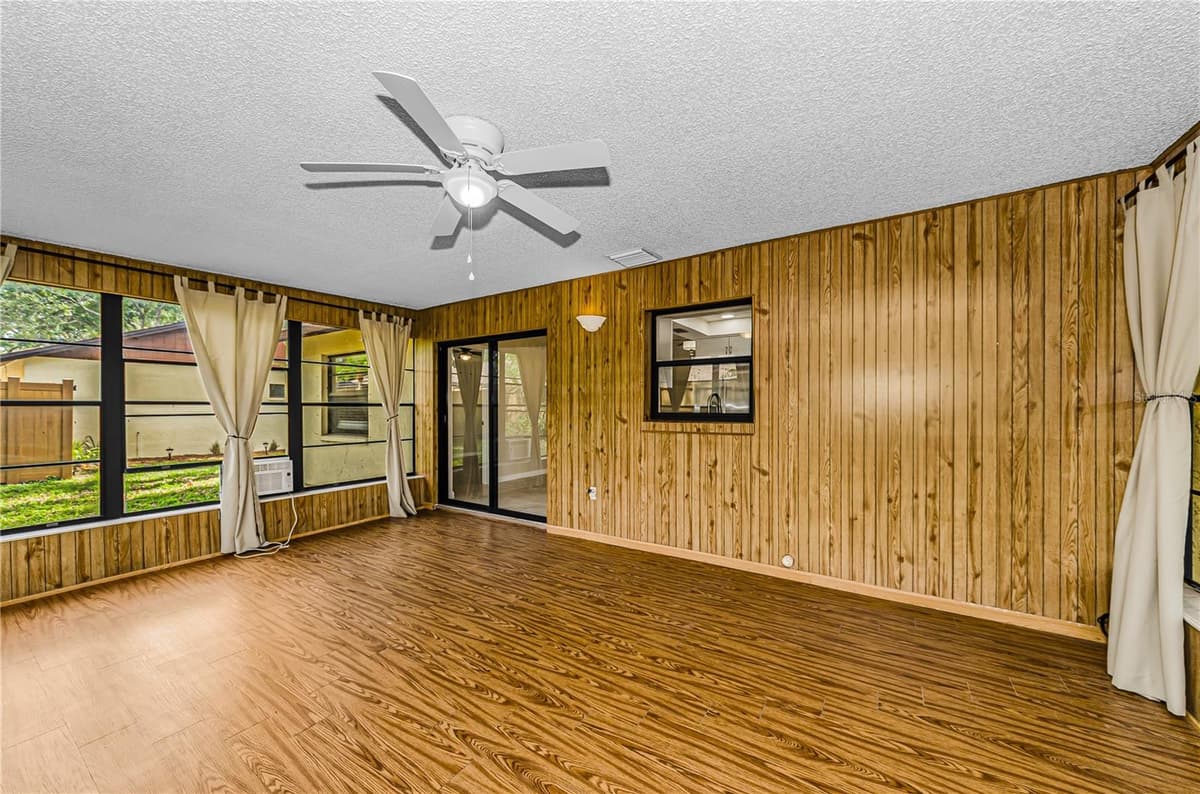 260 ARBOR GLEN DRIVE — photo 24 of 45