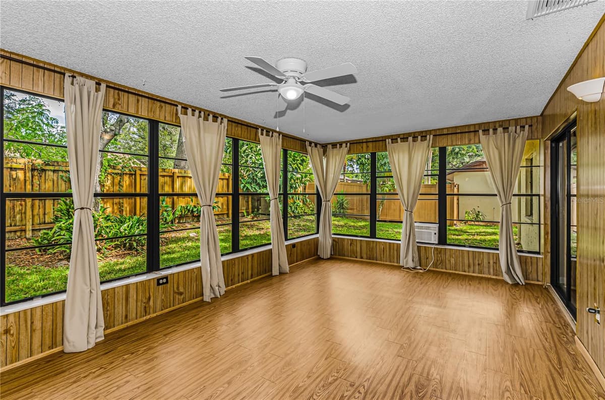 260 ARBOR GLEN DRIVE — photo 2 of 45