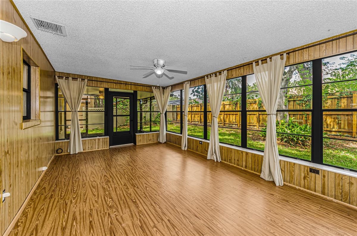 260 ARBOR GLEN DRIVE — photo 23 of 45