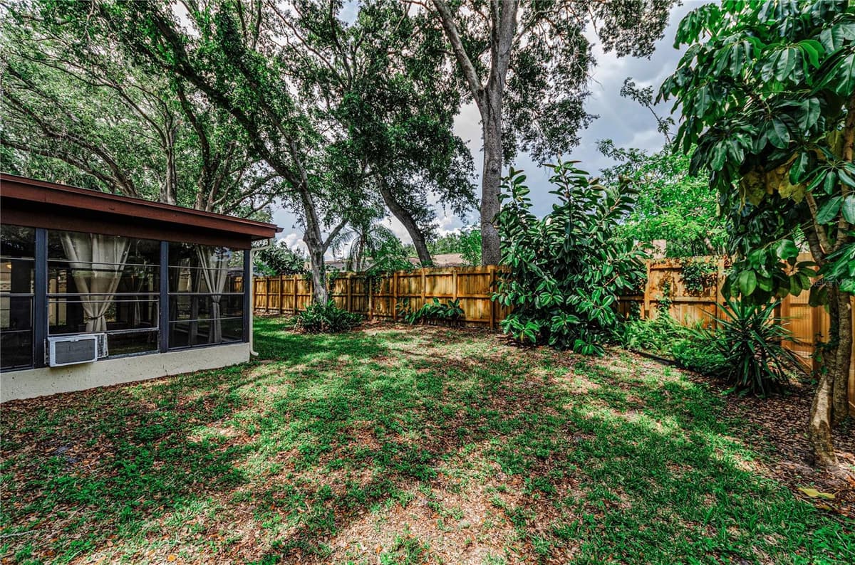 260 ARBOR GLEN DRIVE — photo 32 of 45