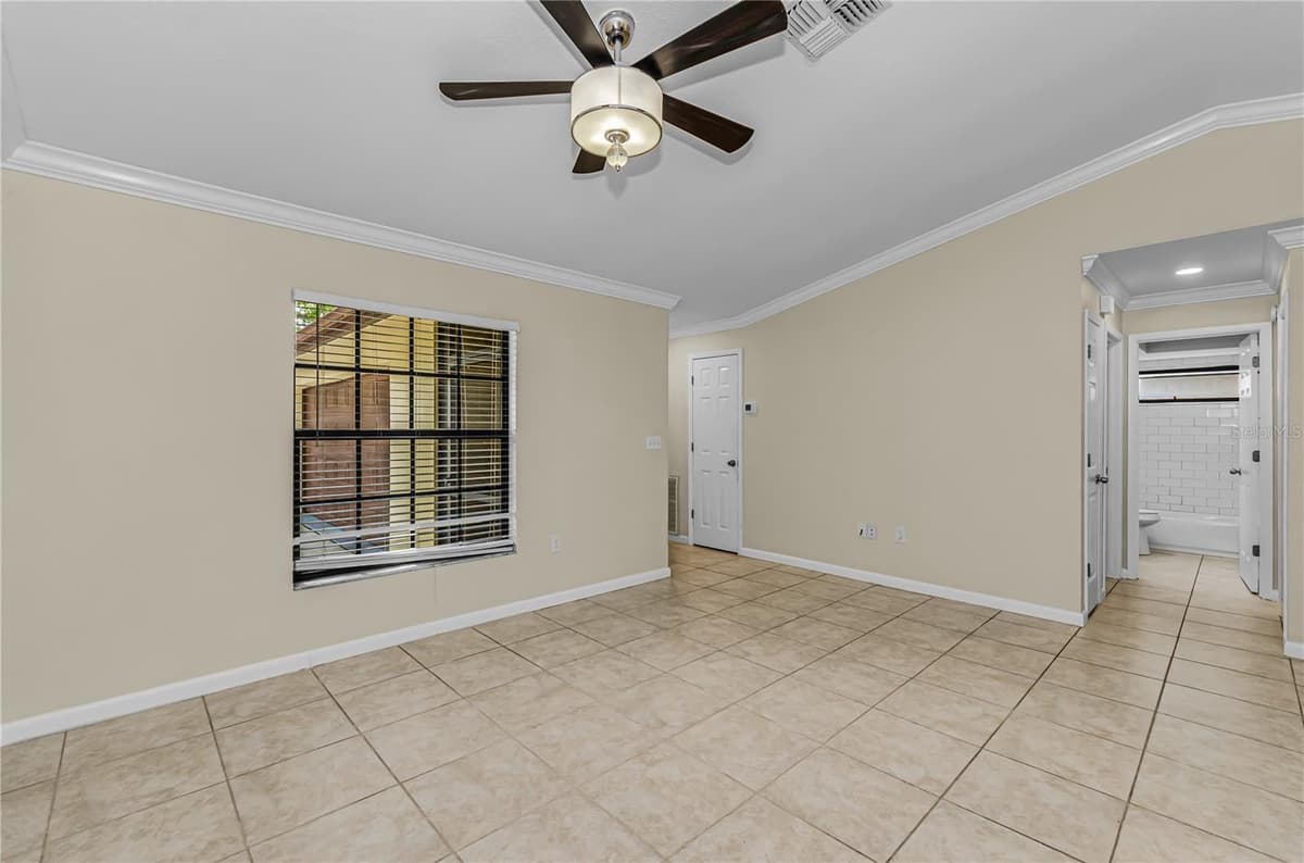 260 ARBOR GLEN DRIVE — photo 5 of 45