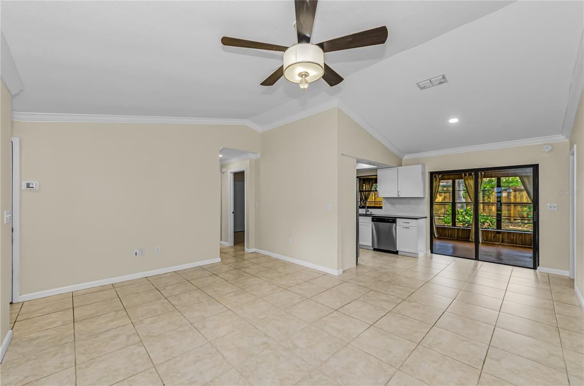 260 ARBOR GLEN DRIVE — photo 8 of 45
