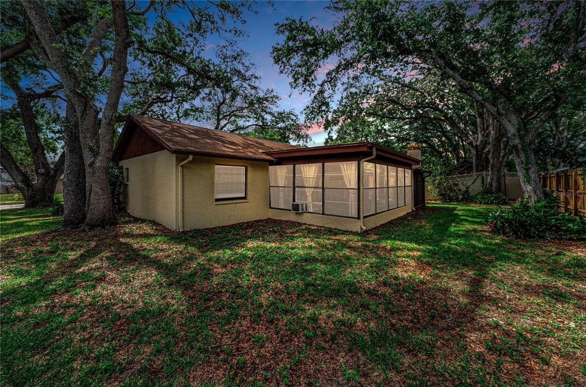 260 ARBOR GLEN DRIVE — photo 4 of 45
