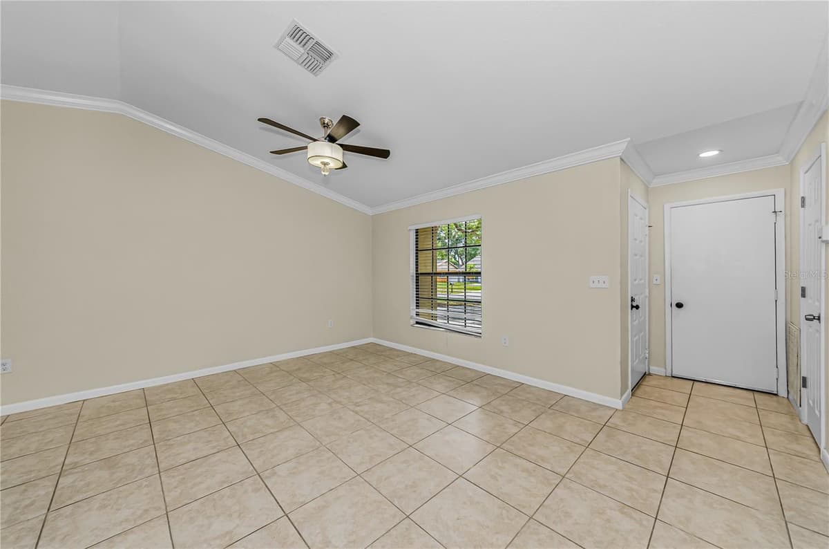 260 ARBOR GLEN DRIVE — photo 6 of 45