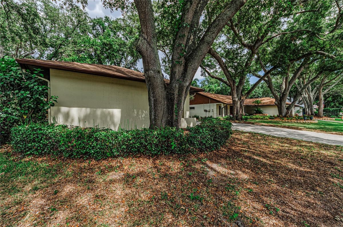 260 ARBOR GLEN DRIVE — photo 40 of 45