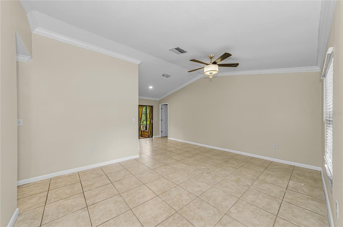 260 ARBOR GLEN DRIVE — photo 7 of 45