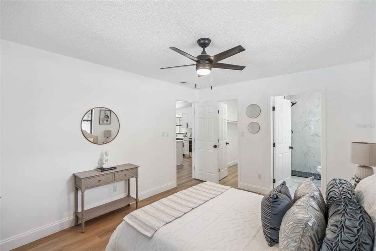 336 TANGERINE STREET — photo 12 of 24