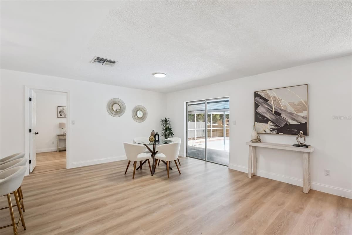 336 TANGERINE STREET — photo 3 of 24