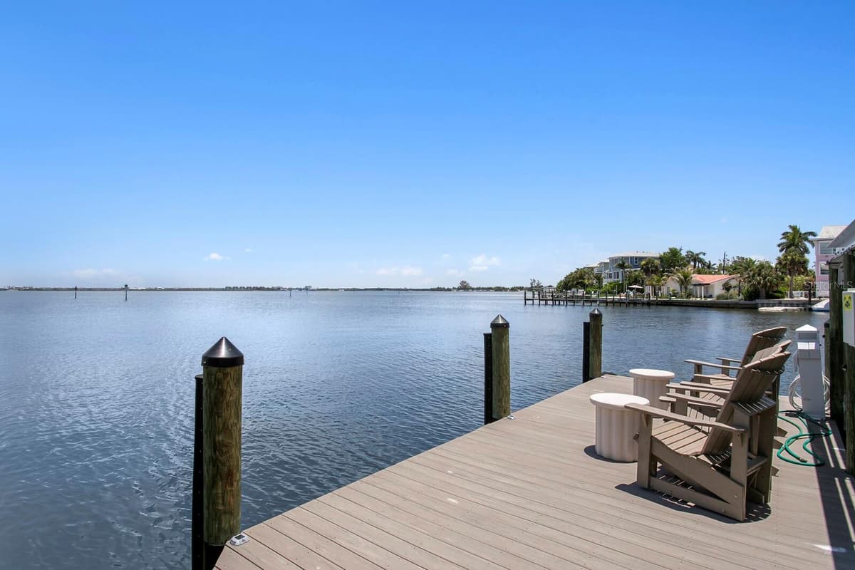 220 HARBOR DRIVE — photo 73 of 93