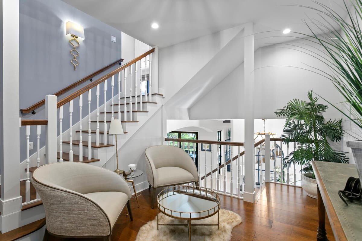 220 HARBOR DRIVE — photo 44 of 93
