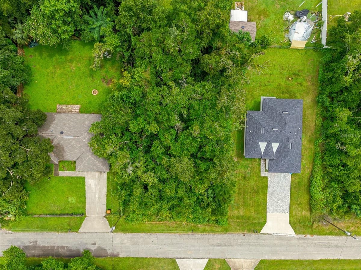 Lot 10 137TH STREET — photo 2 of 13