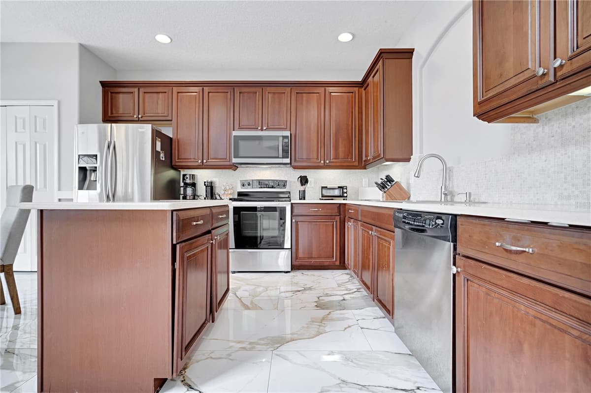 2803 BOATING BOULEVARD — photo 14 of 56