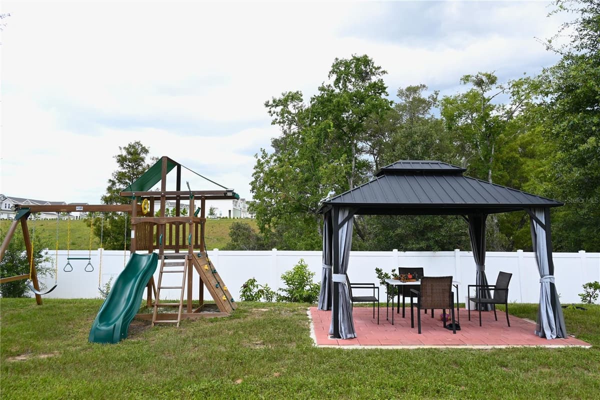 2517 BISCOTTO CIRCLE — photo 43 of 48