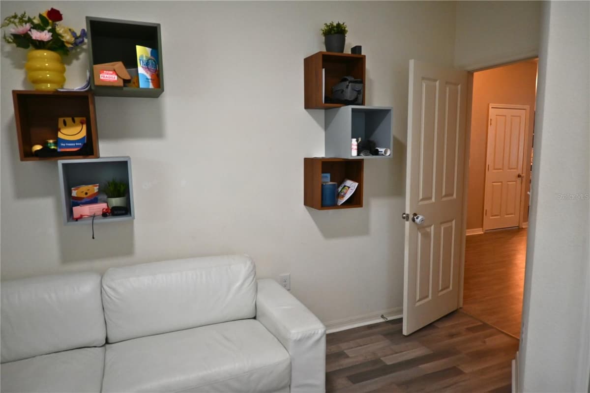 2517 BISCOTTO CIRCLE — photo 11 of 48