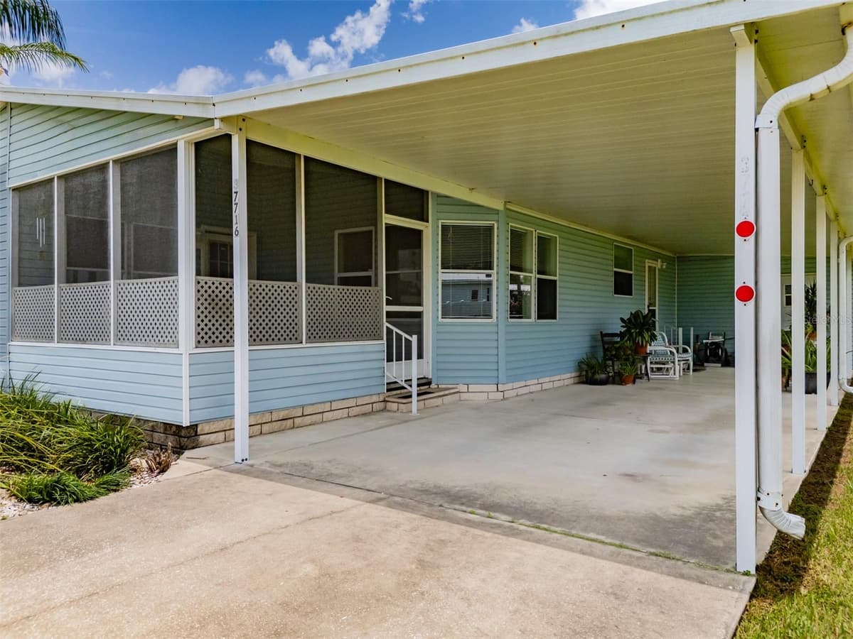 37716 NEWPORT DRIVE — photo 4 of 43