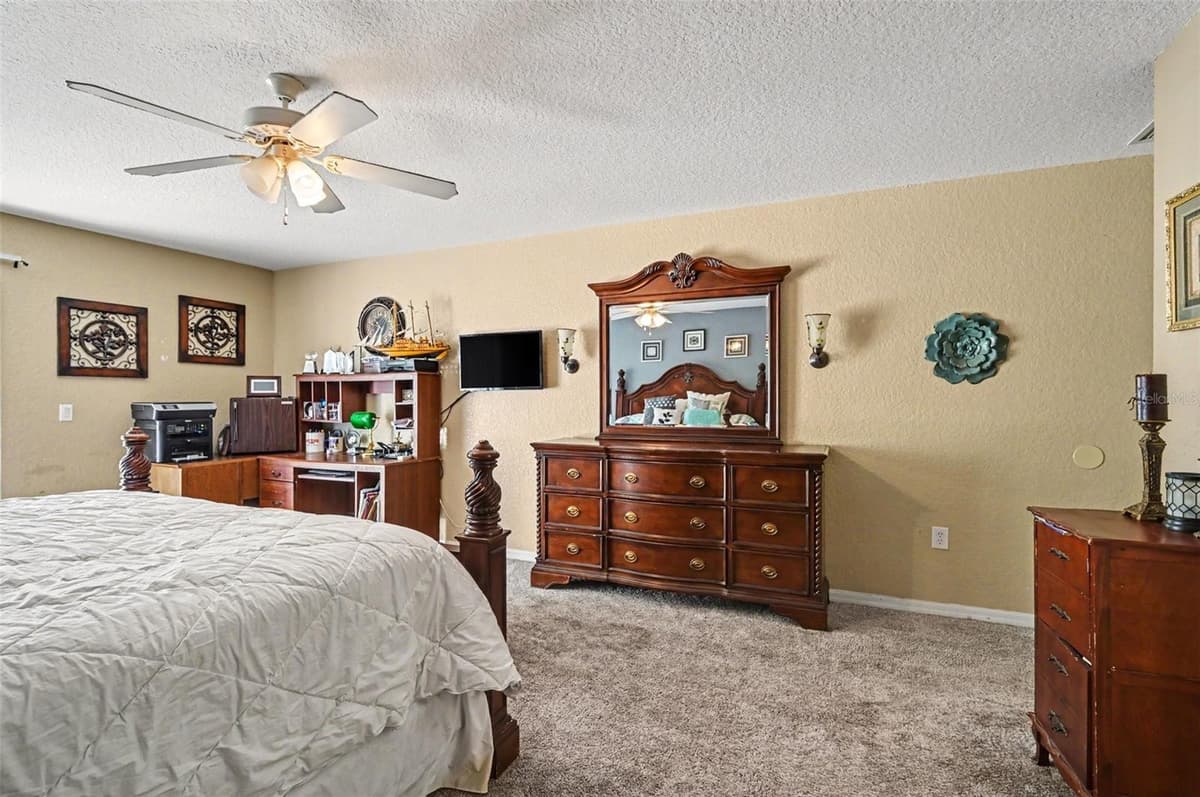 35 PLANTATION ROAD — photo 17 of 31