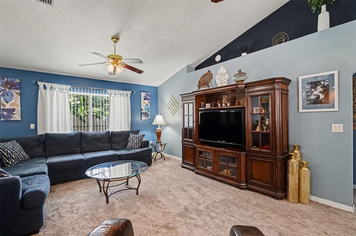 35 PLANTATION ROAD — photo 6 of 31