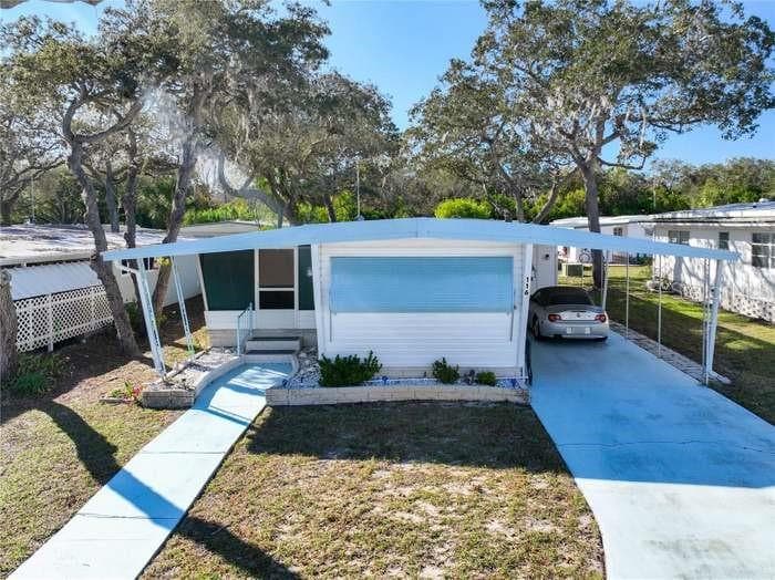 2331 BELLEAIR ROAD — photo 29 of 50