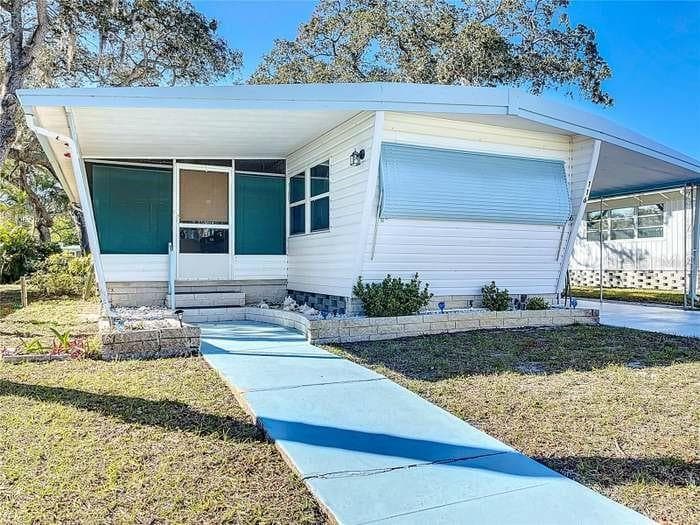 2331 BELLEAIR ROAD — photo 49 of 50