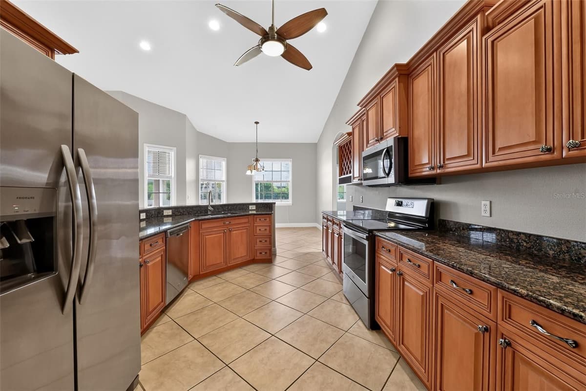 16323 UPPER MANATEE RIVER ROAD — photo 10 of 40