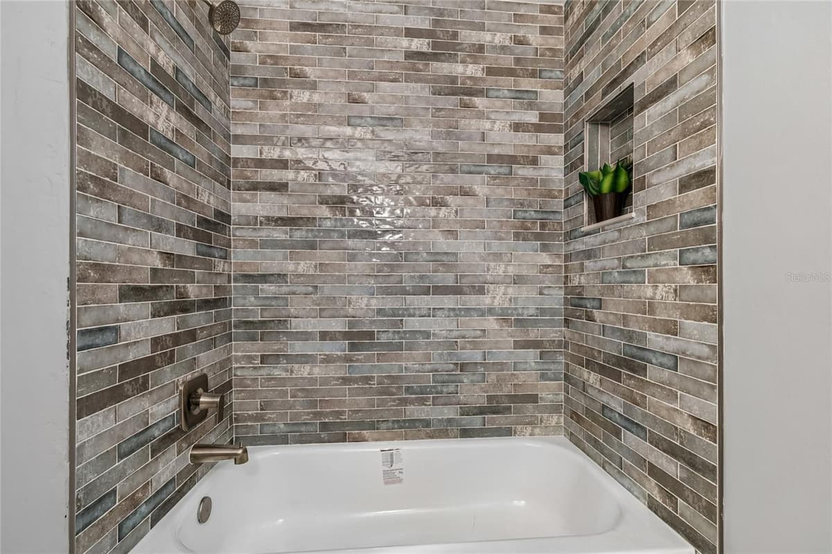 785 CENTERWOOD DRIVE — photo 38 of 49