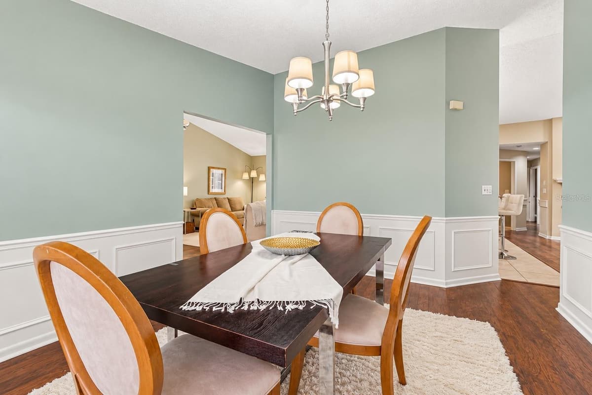 785 CENTERWOOD DRIVE — photo 12 of 49