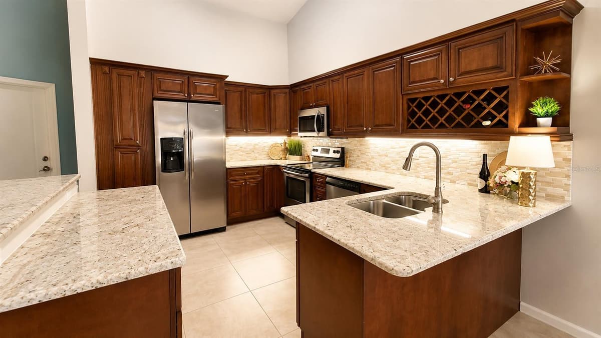 785 CENTERWOOD DRIVE — photo 16 of 49