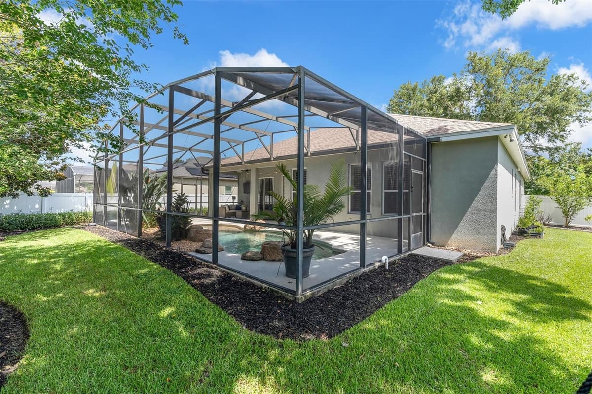 644 CHESTER PINES COURT — photo 38 of 40
