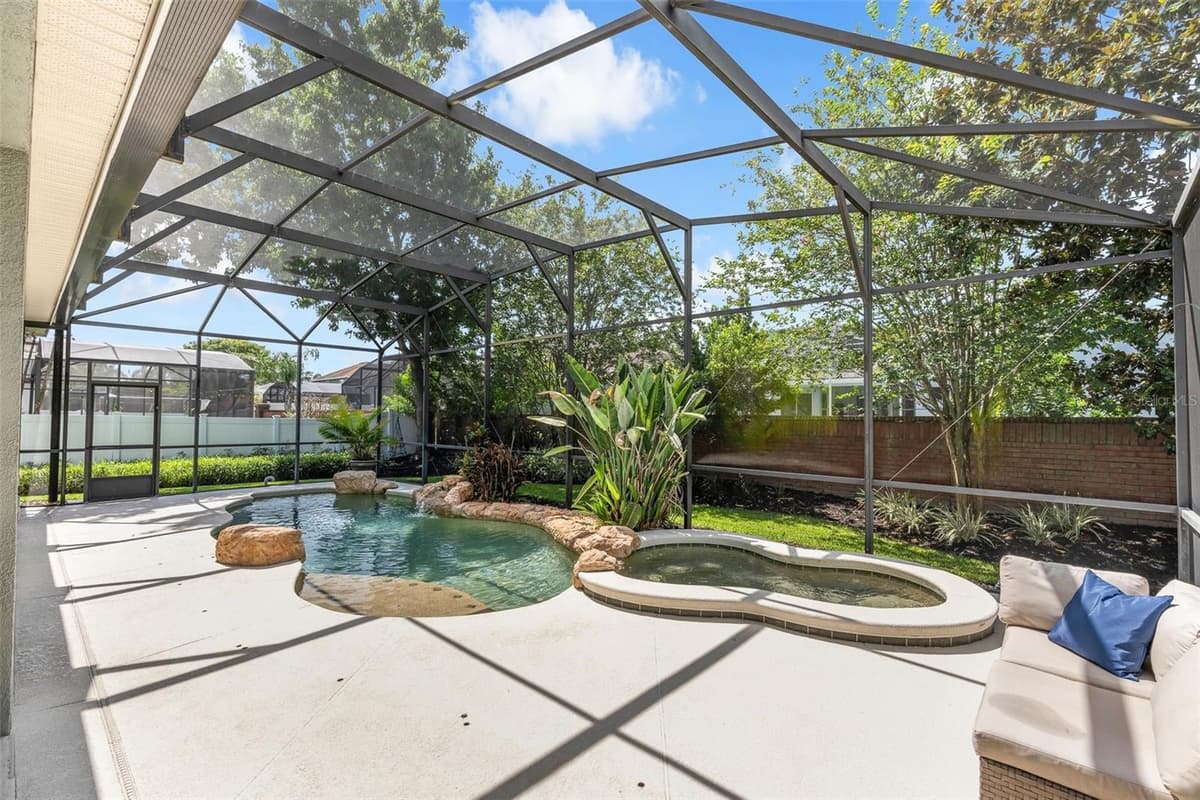 644 CHESTER PINES COURT — photo 33 of 40