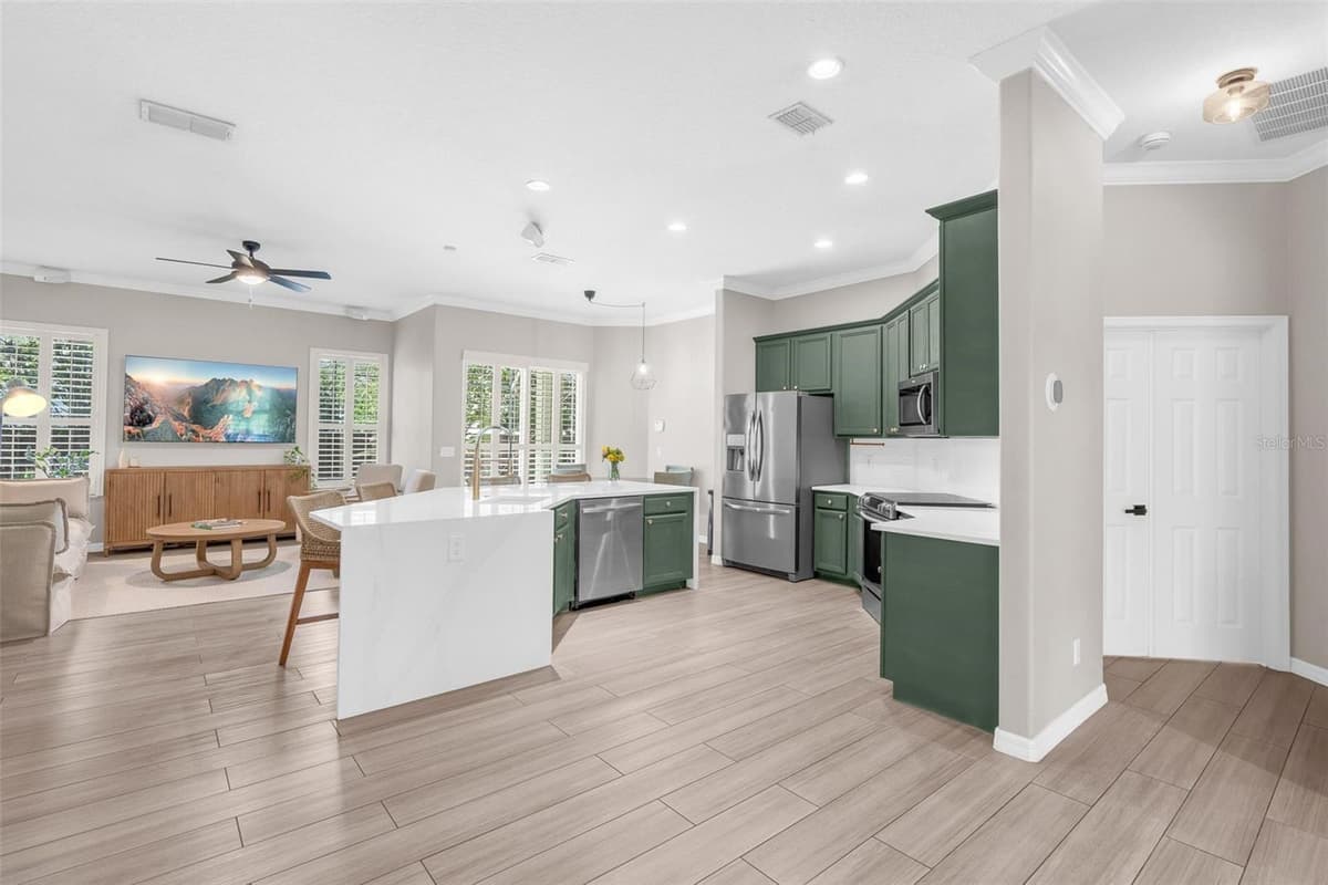 644 CHESTER PINES COURT — photo 14 of 40