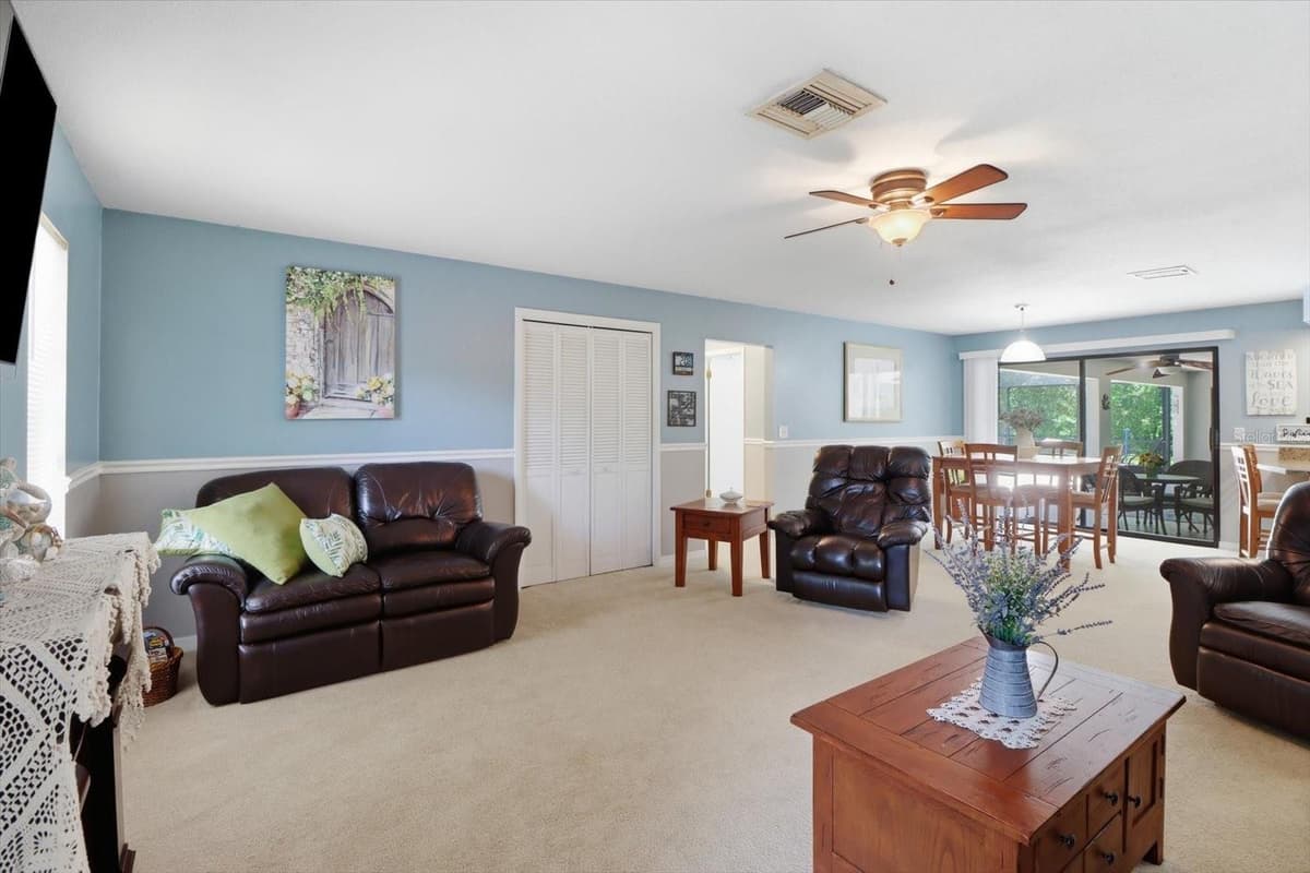 12 ASTERS COURT — photo 15 of 43