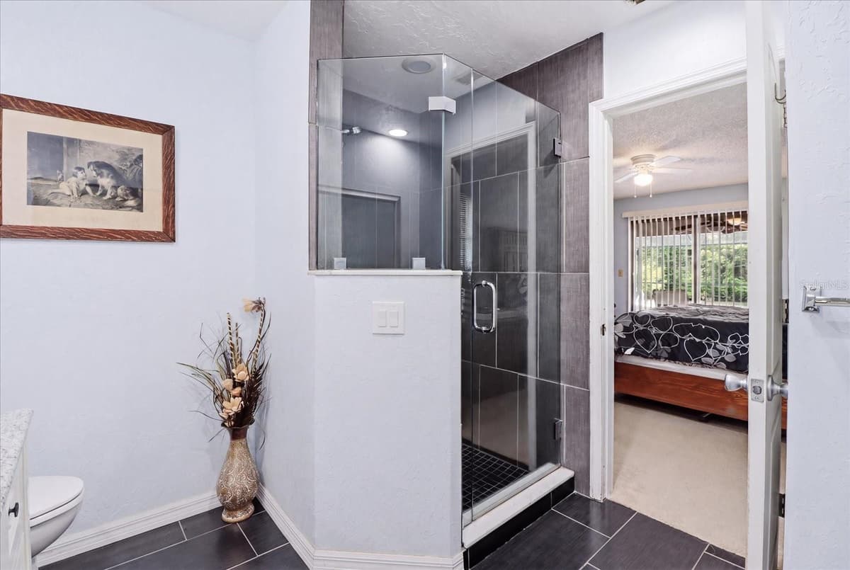 12 ASTERS COURT — photo 20 of 43