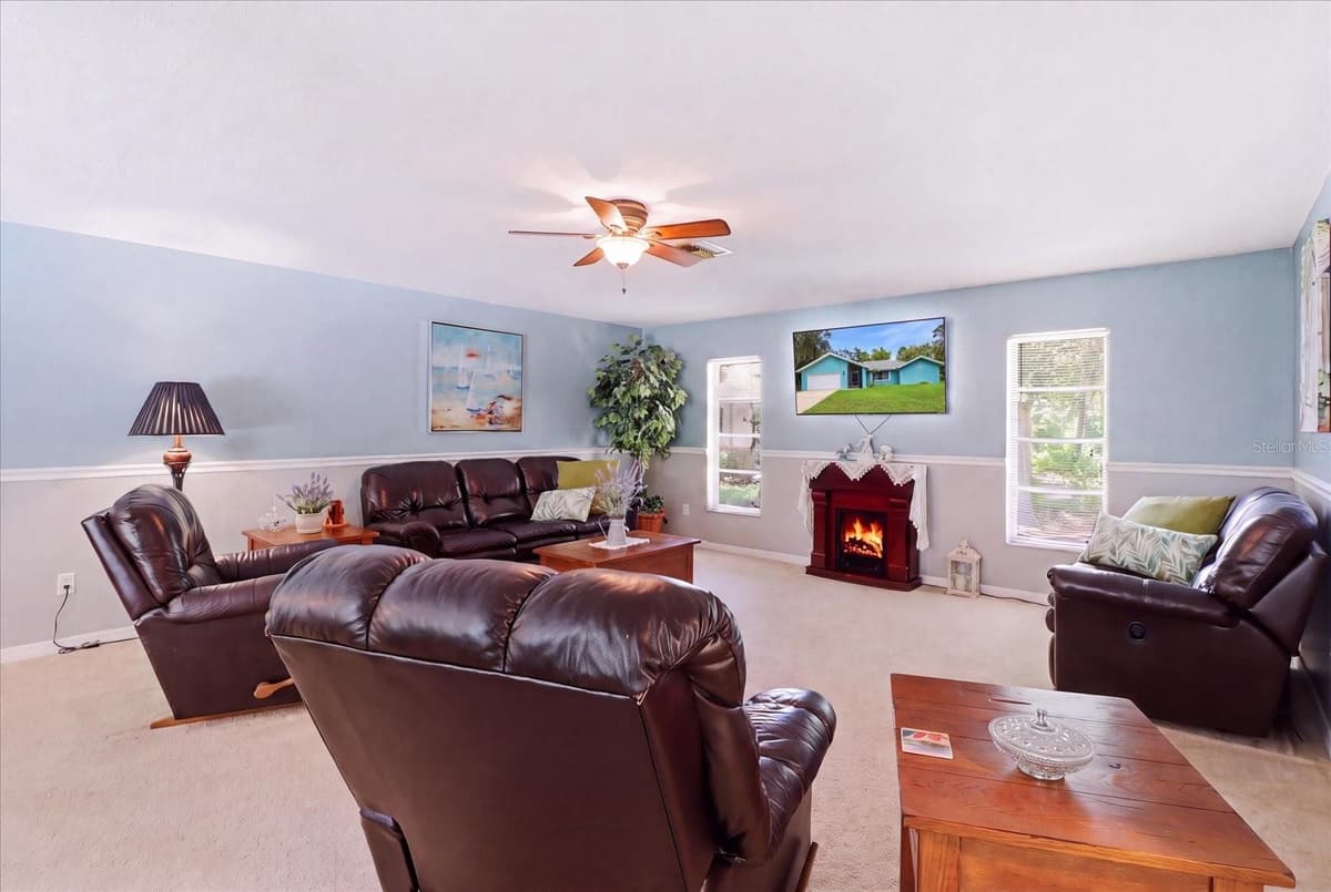 12 ASTERS COURT — photo 13 of 43