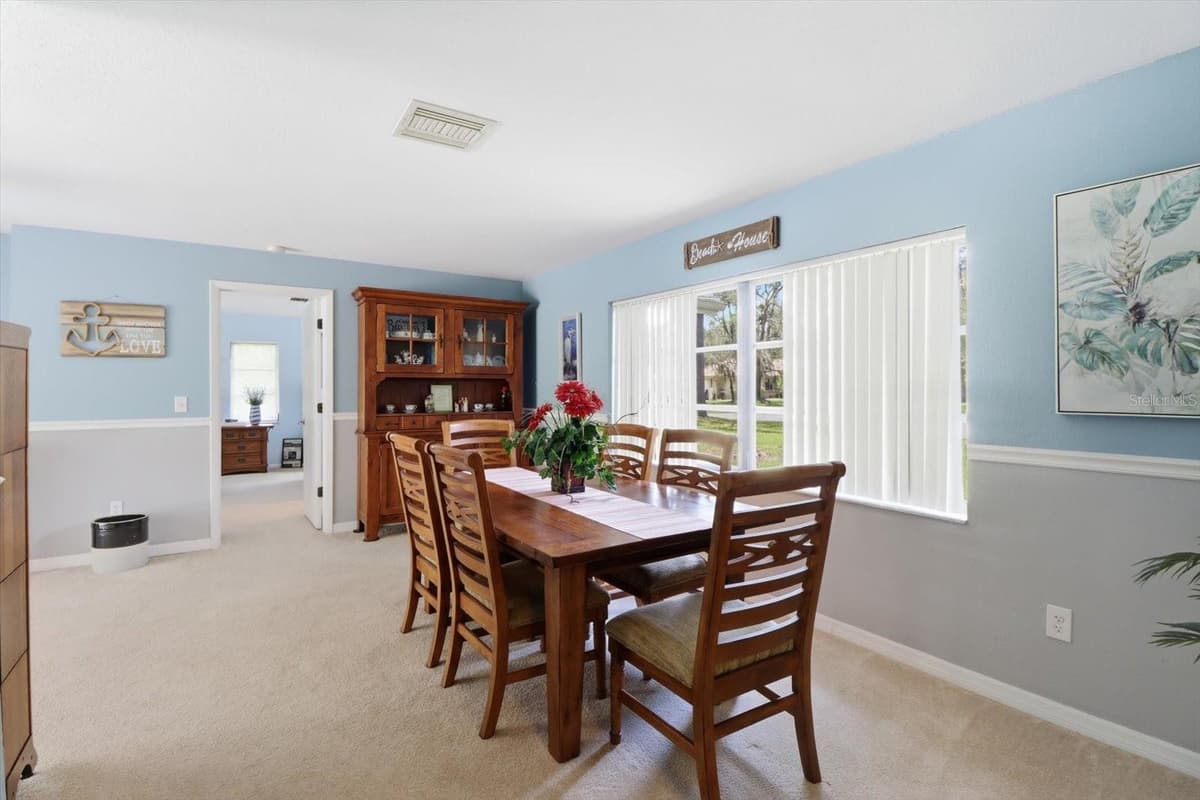 12 ASTERS COURT — photo 11 of 43