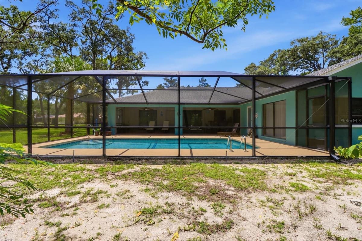 12 ASTERS COURT — photo 32 of 43