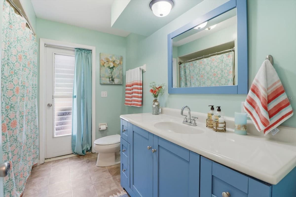 12 ASTERS COURT — photo 23 of 43