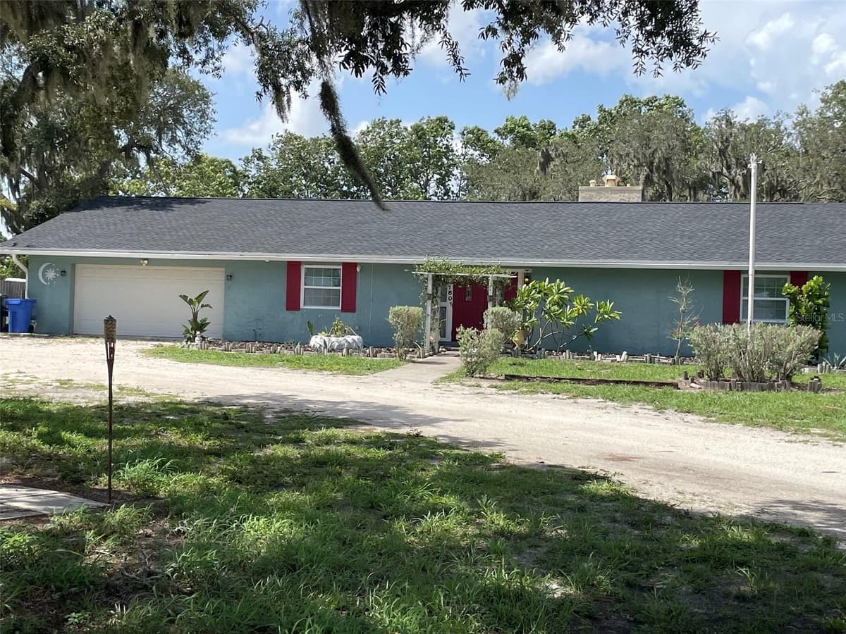 1601 STEPHENS ROAD — photo 1 of 17