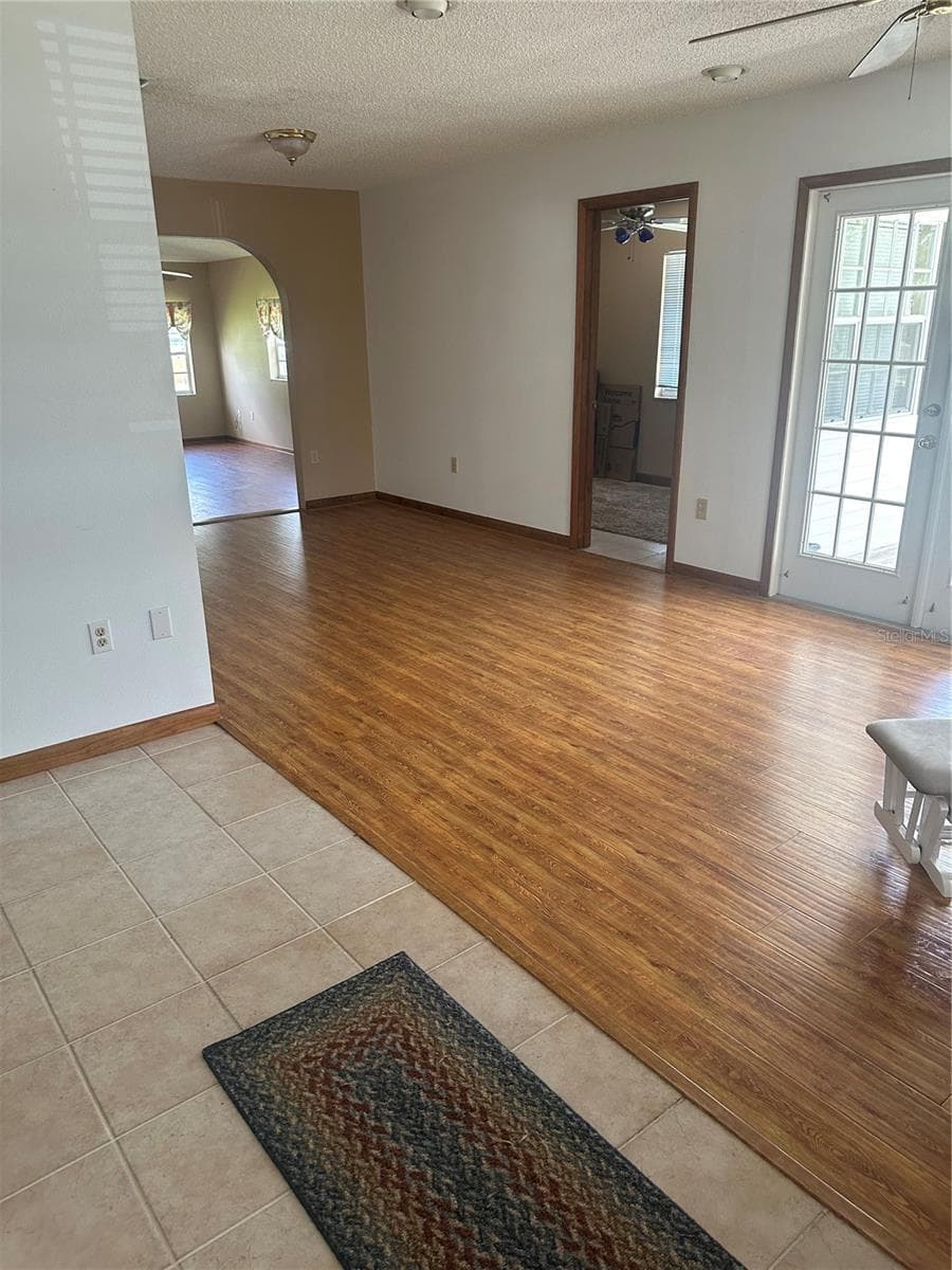 12055 MURRAY AVENUE — photo 11 of 49