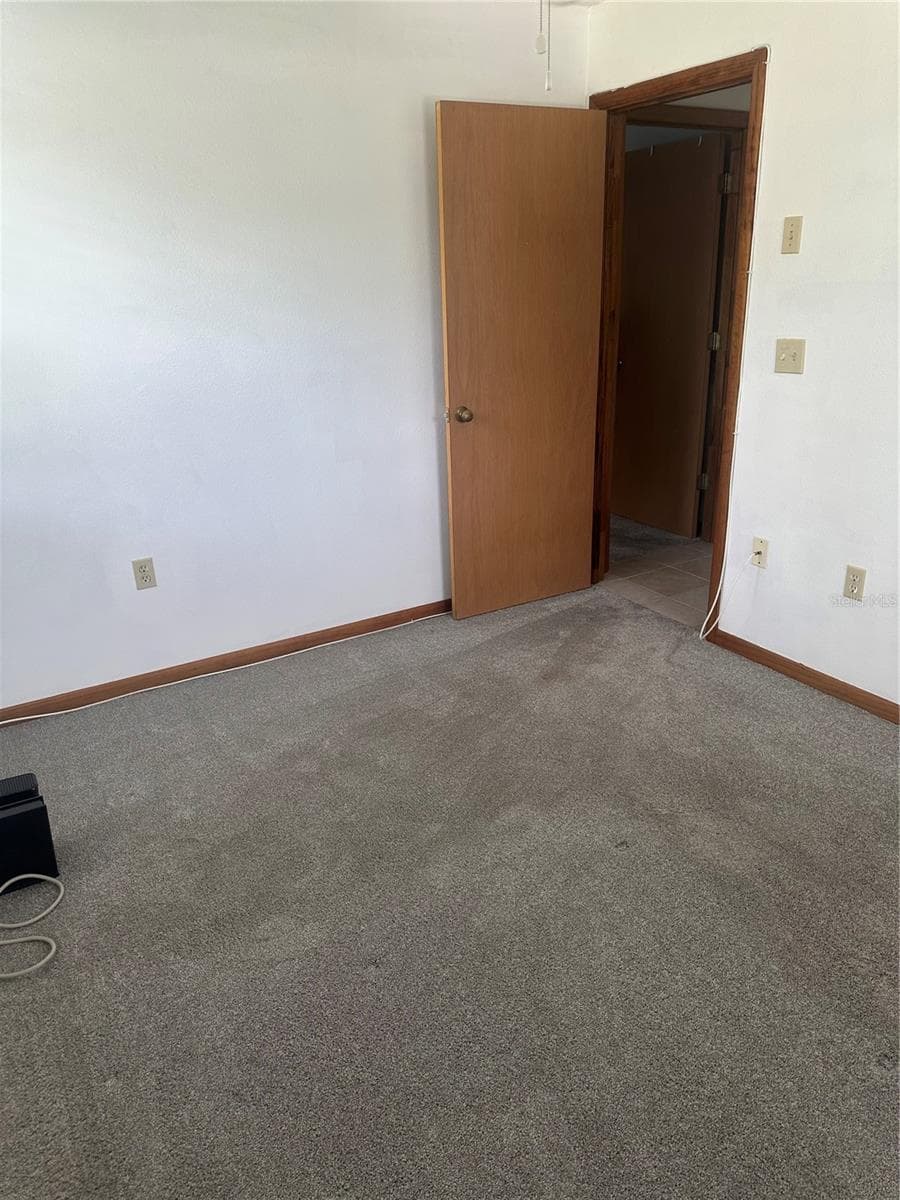 12055 MURRAY AVENUE — photo 39 of 49