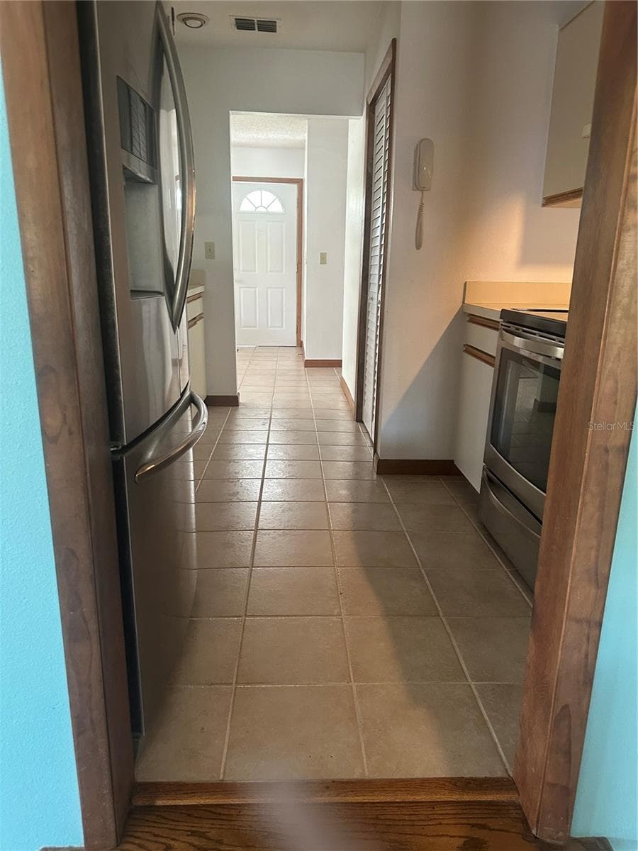 12055 MURRAY AVENUE — photo 16 of 49