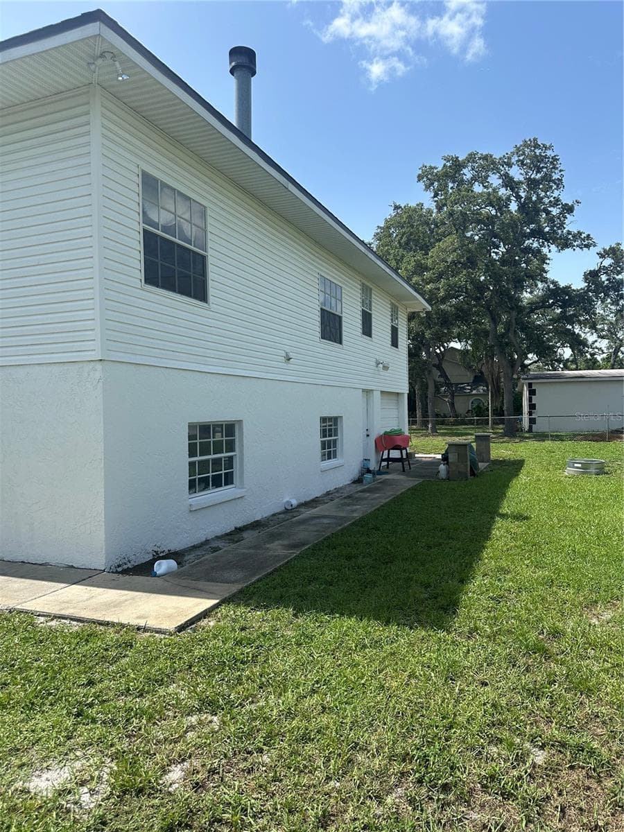 12055 MURRAY AVENUE — photo 47 of 49
