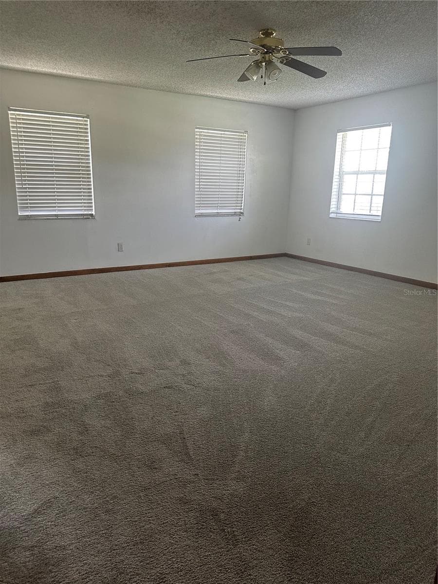 12055 MURRAY AVENUE — photo 25 of 49