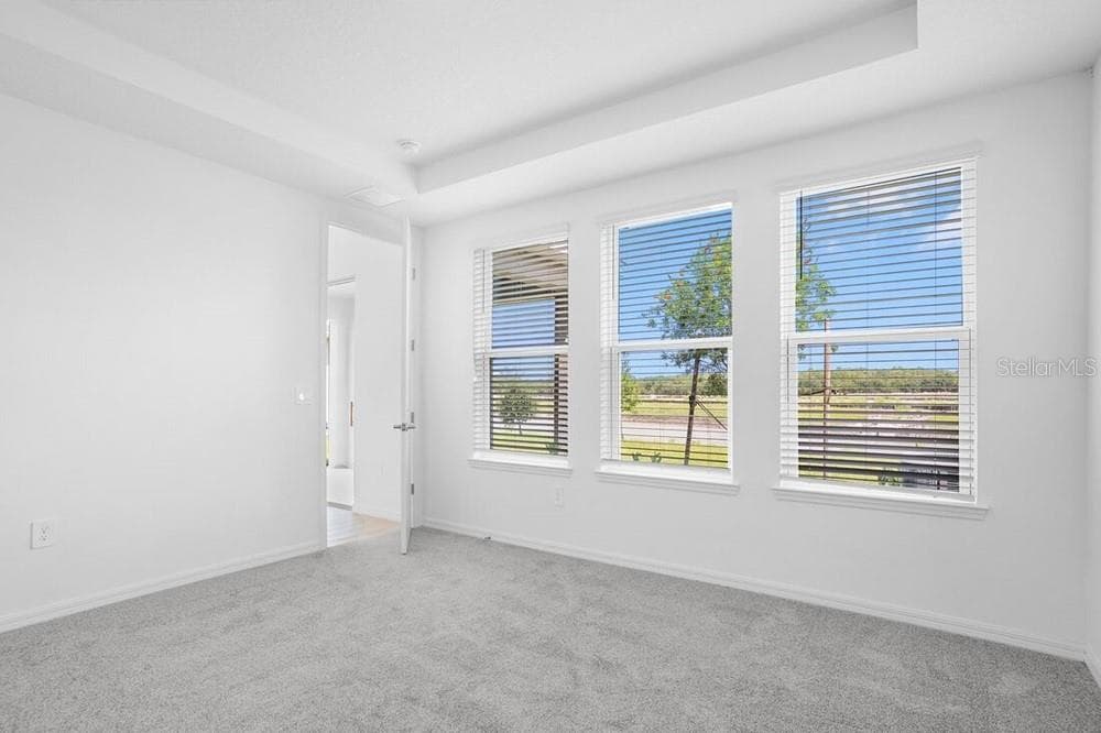 735 STEEL DRIVE — photo 20 of 44
