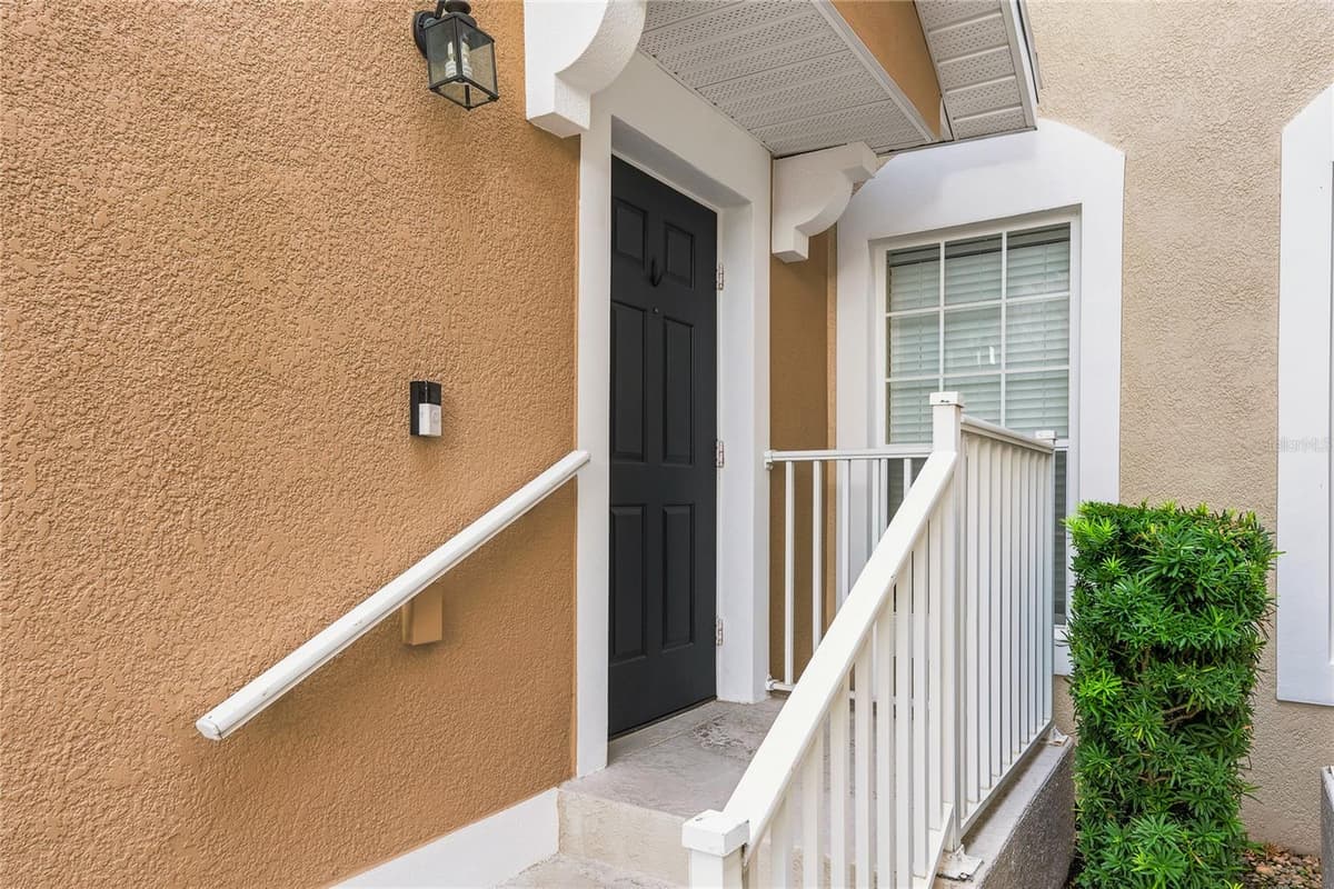 417 HILGARD COVE — photo 4 of 37