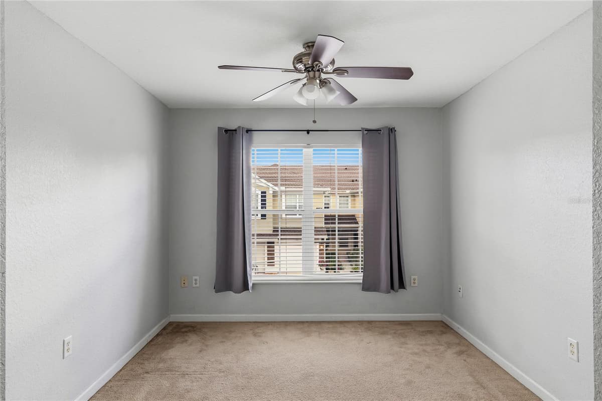 417 HILGARD COVE — photo 16 of 37