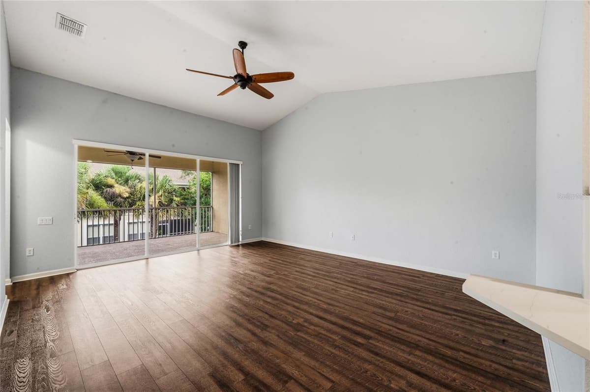 417 HILGARD COVE — photo 5 of 37